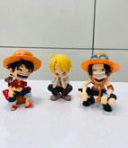 اکشن فیگور وان پیس نشسته | مجسمه شخصیتهای One Piece