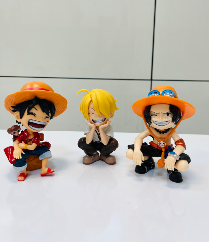 اکشن فیگور وان پیس نشسته | مجسمه شخصیتهای One Piece